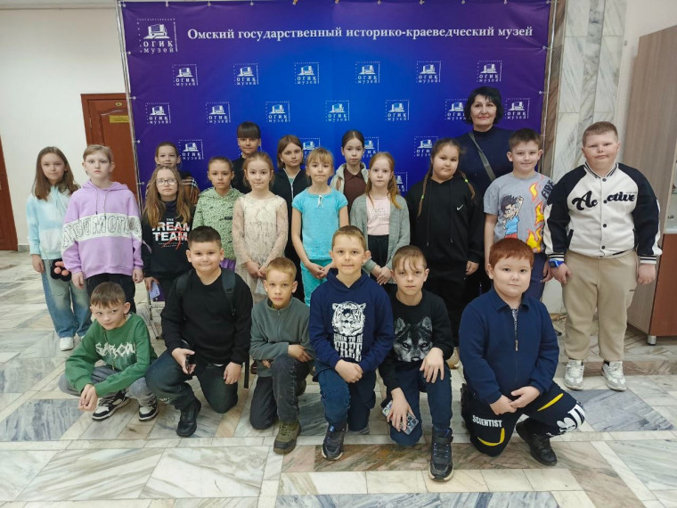 30 марта обучающиеся начальной школы посетили увлекательную выставку " Животный мир Омского Прииртышья".